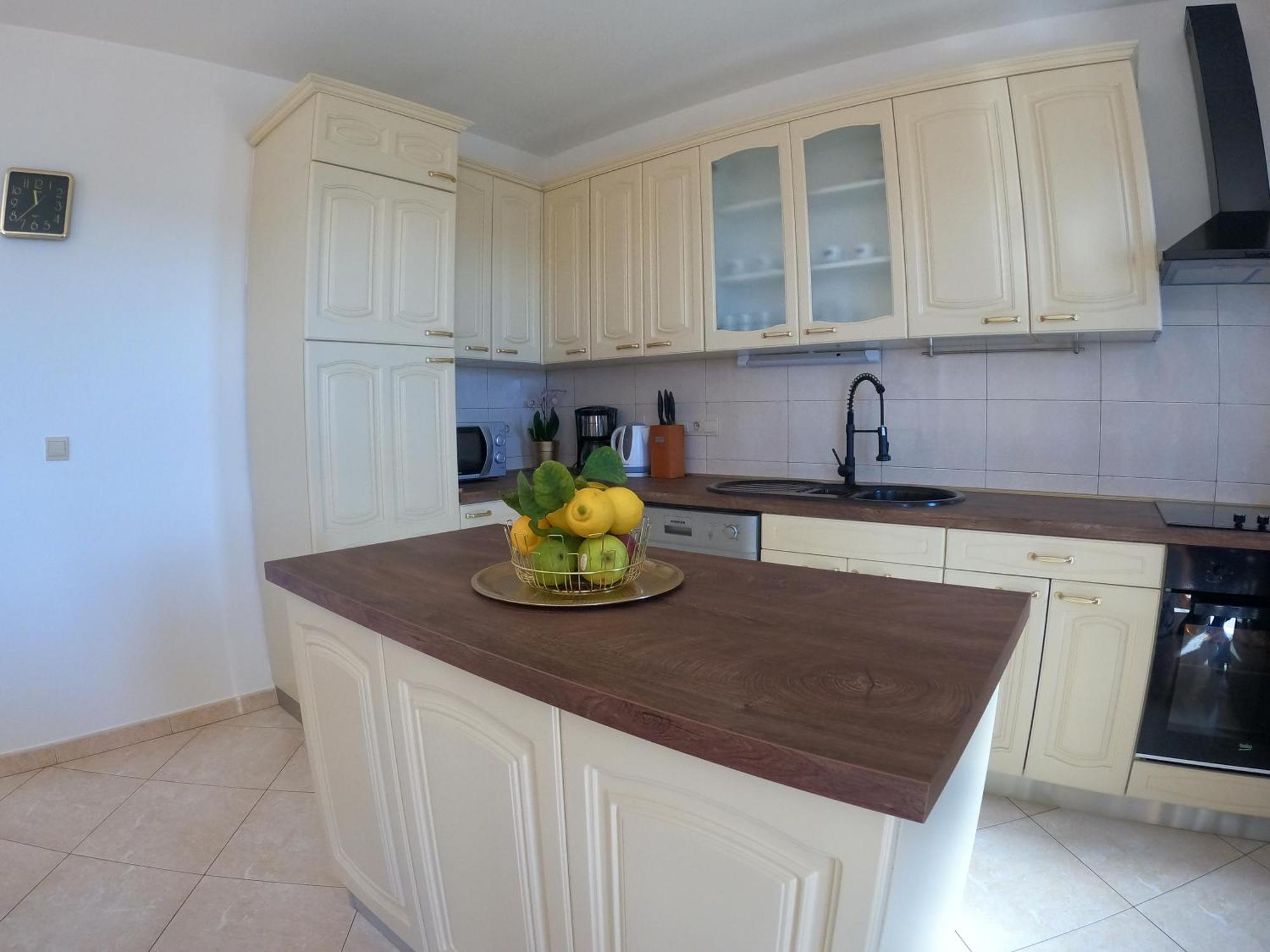 Apartments Mira Kaštela Εξωτερικό φωτογραφία