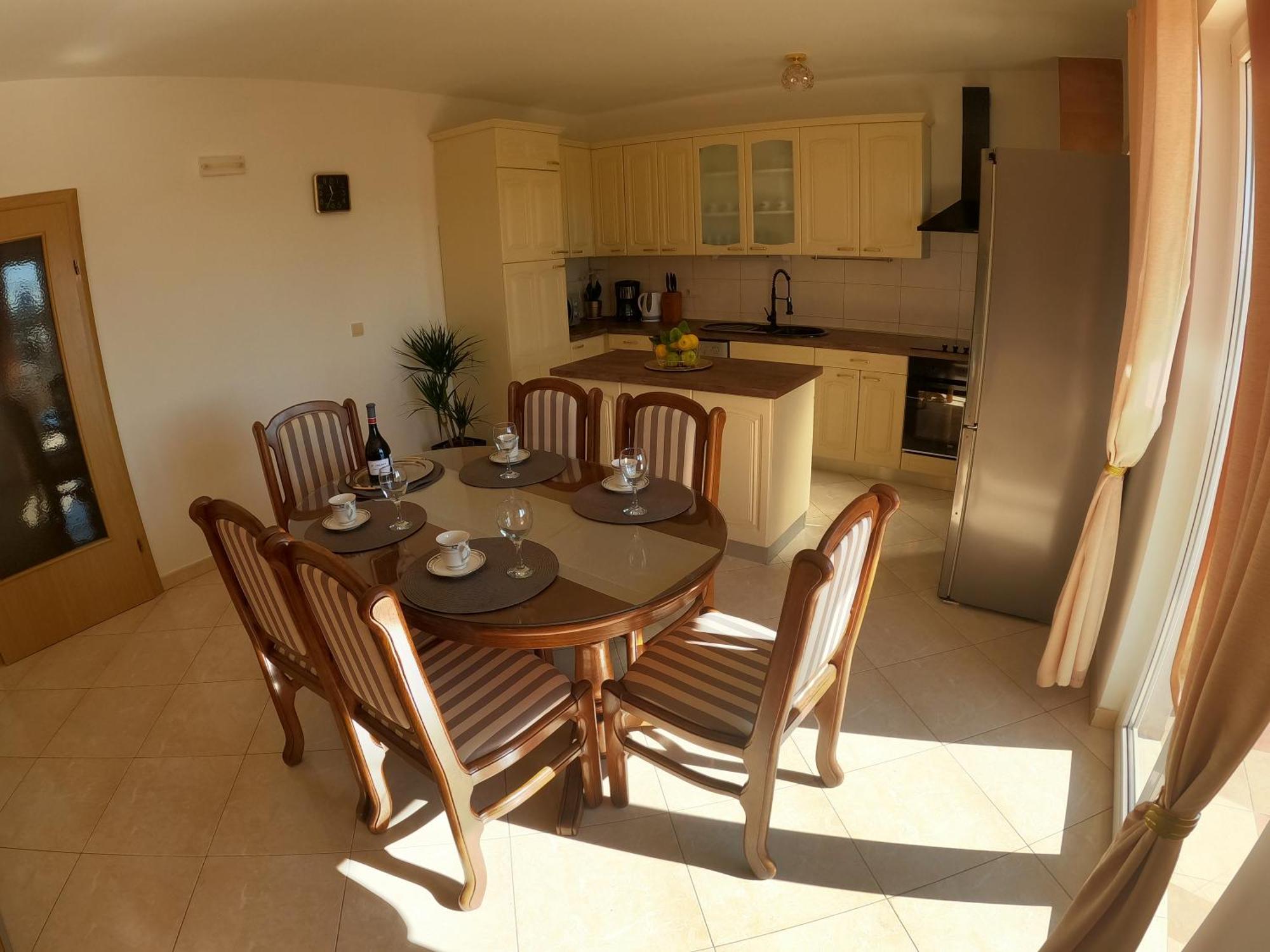 Apartments Mira Kaštela Εξωτερικό φωτογραφία