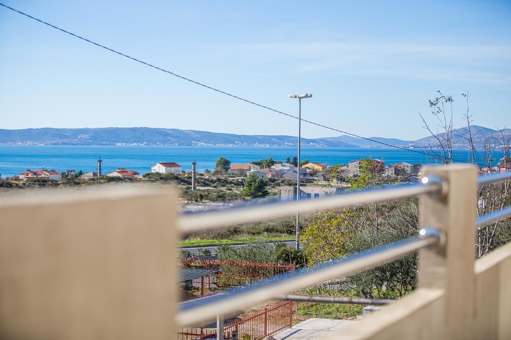 Apartments Mira Kaštela Εξωτερικό φωτογραφία